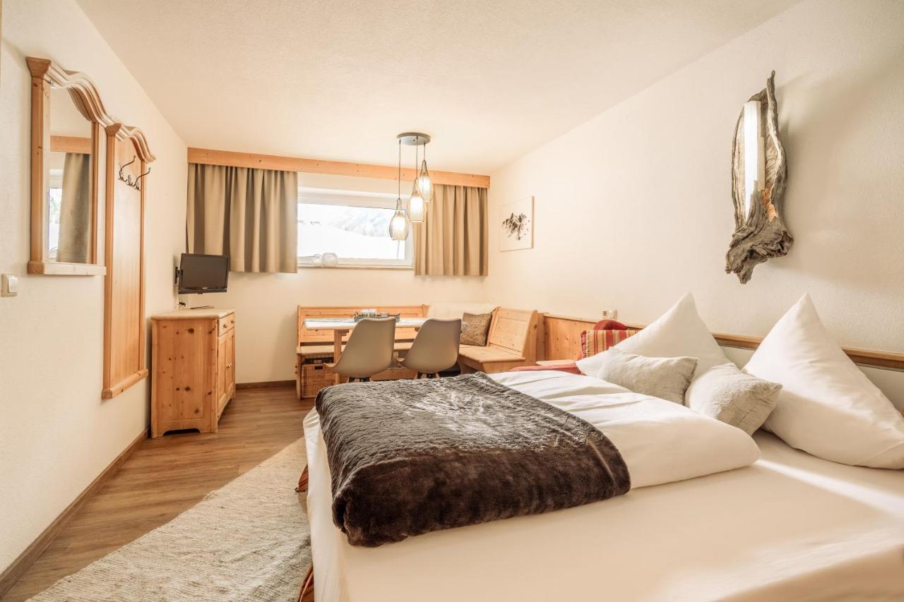Fortuna Apart Hotel B&B Ischgl Esterno foto
